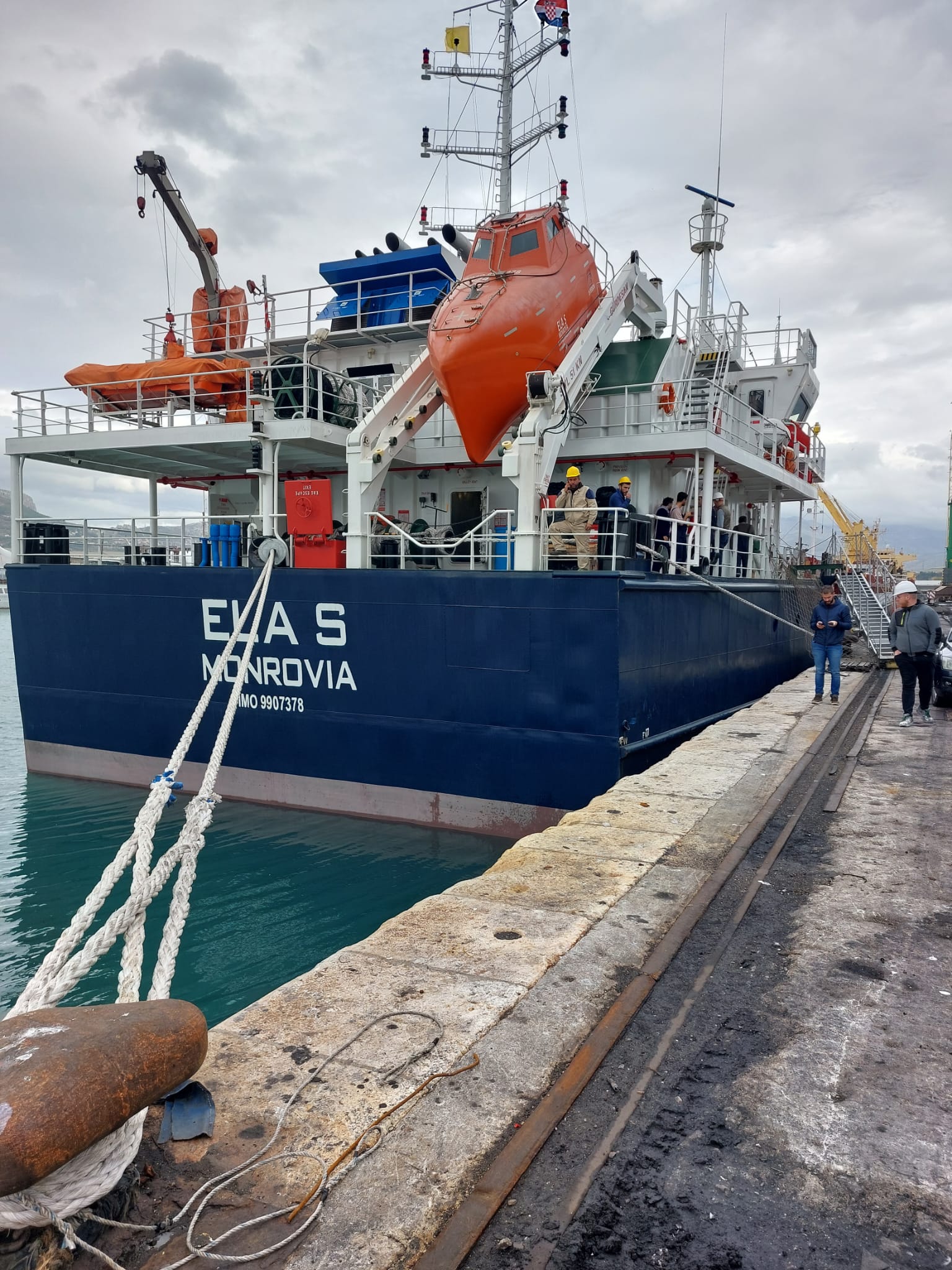 WhatsApp Image 2023-12-05 at 11.53.55